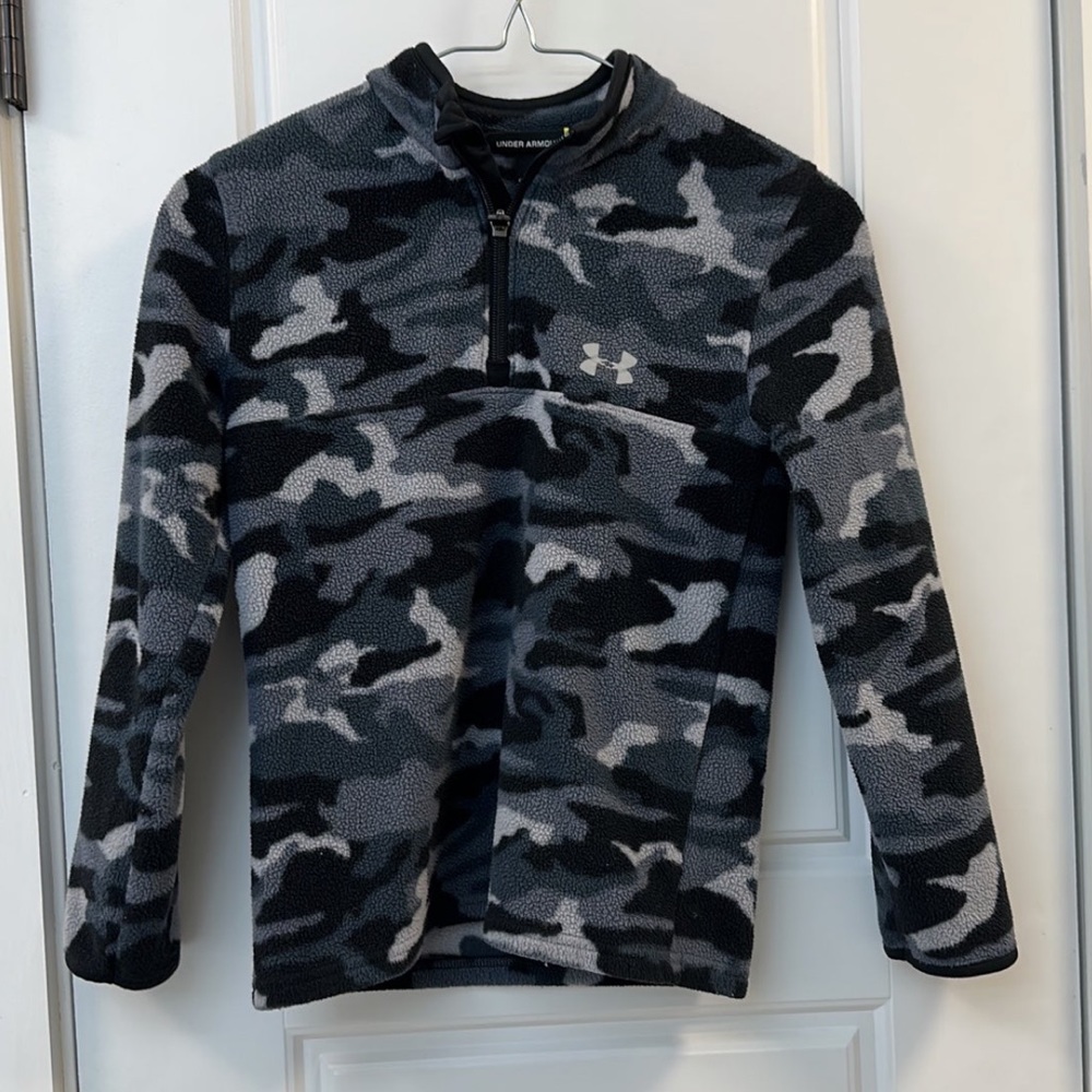 Under Armour fleece pullover